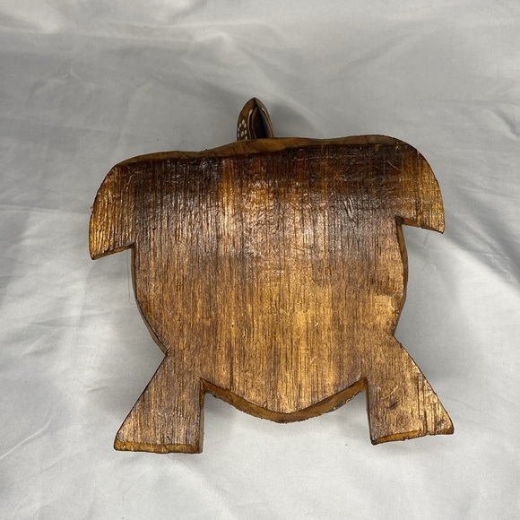 Folk Art Hand Carved Wood Turtle Figurine Handmade Carved Wooden Tortoise Statue - Picture 3 of 4